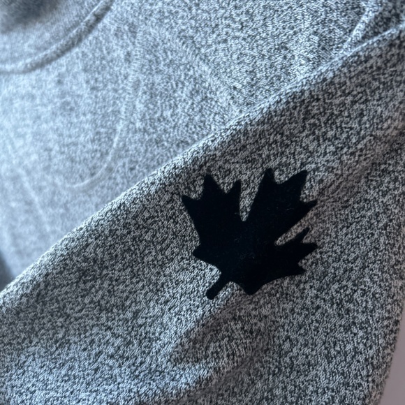 (SOLD) Roots Zipper Pull Up Sweater - Picture 4 of 7